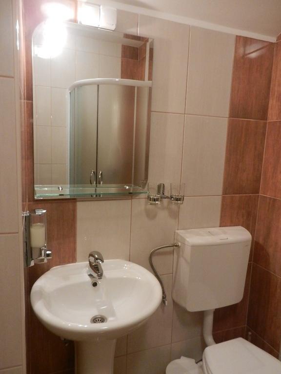 Guesthouse Ellite Požarevac Kamer foto